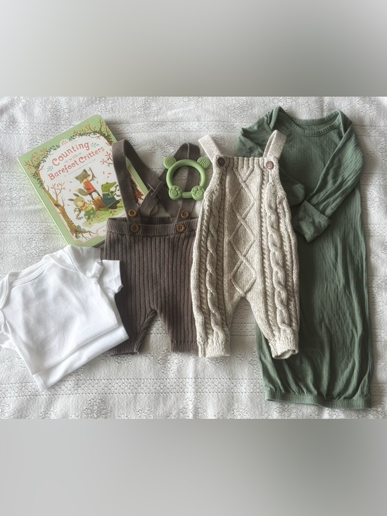 Other - Carter’s Newborn Knit Photo Bundle | Cable Knit Set + Sage Nightgown + Book|Toy